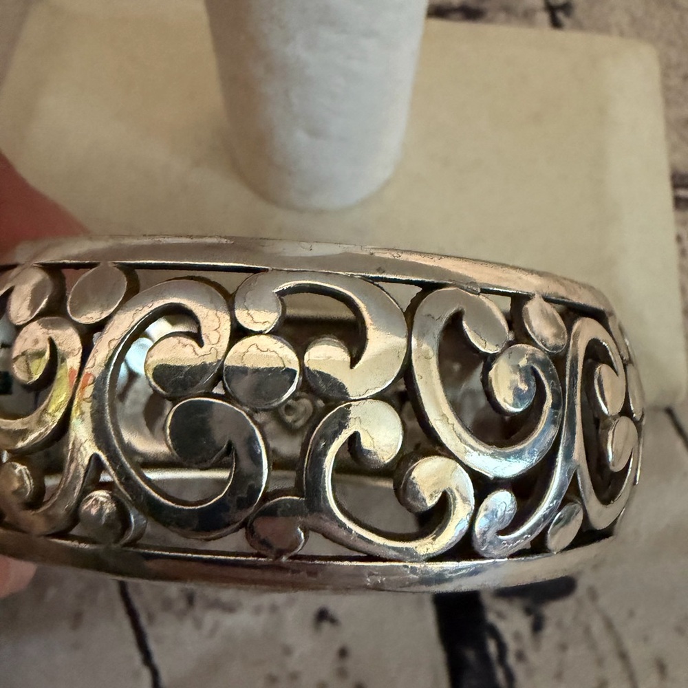 Brighton Contempo Hinged Scroll Bangle. - Picture 6 of 9